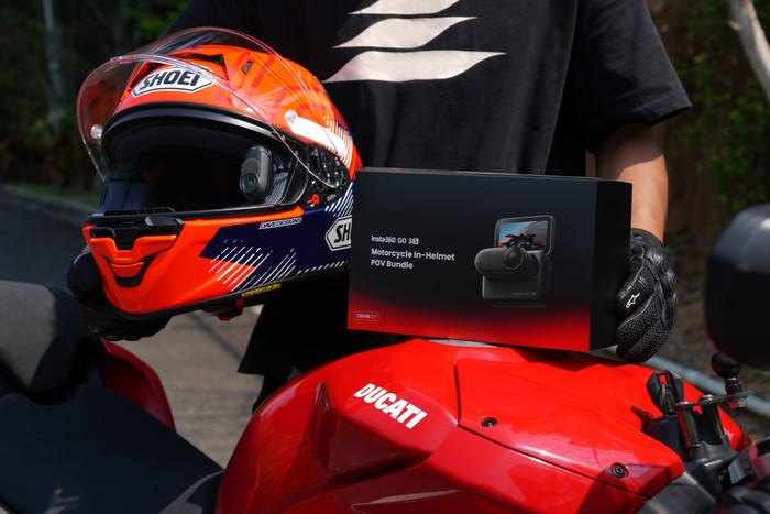 Insta360 Go 3S Motorcycle In-Helmet POV Bundel product in gebruik