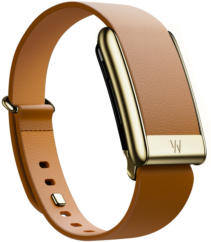 WHOOP 5.0 LeatherLuxe Tapered Band Bruin/Goud S/M product in gebruik