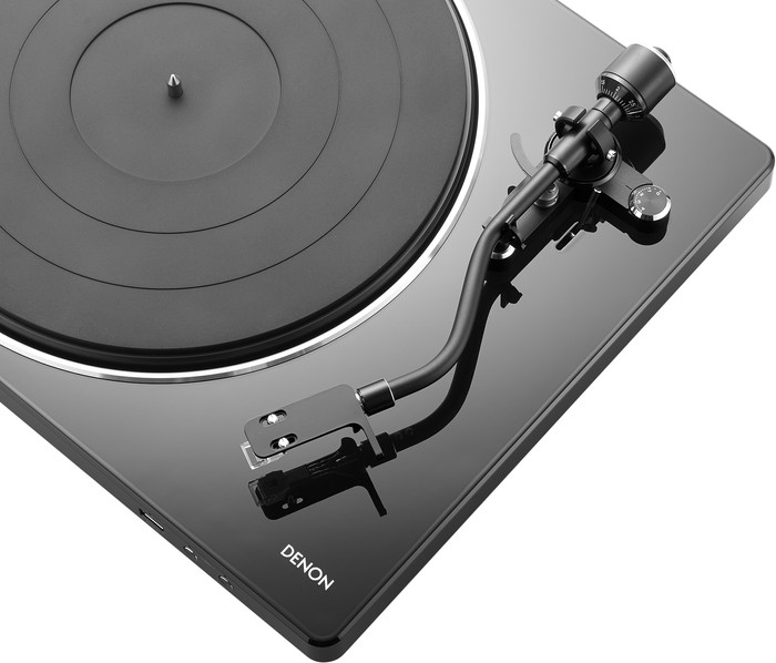 Denon DP-450USB detail