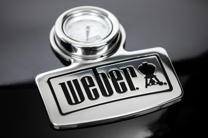 Weber Master Touch Premium E-5770 Black Complete Pack detail