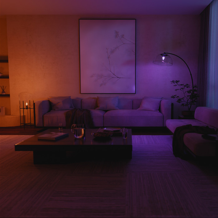 Philips Hue Kaarslamp White and Color E14 Duo Pack product in gebruik