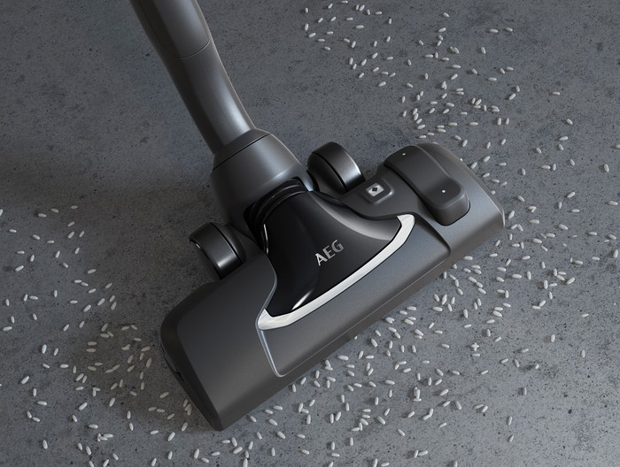 AEG LX9-3-STM LX9 product in gebruik