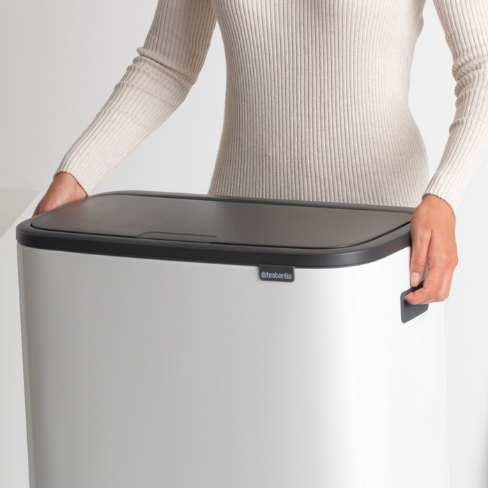 Brabantia Bo Touch Bin 2 x 30 Liter White product in gebruik