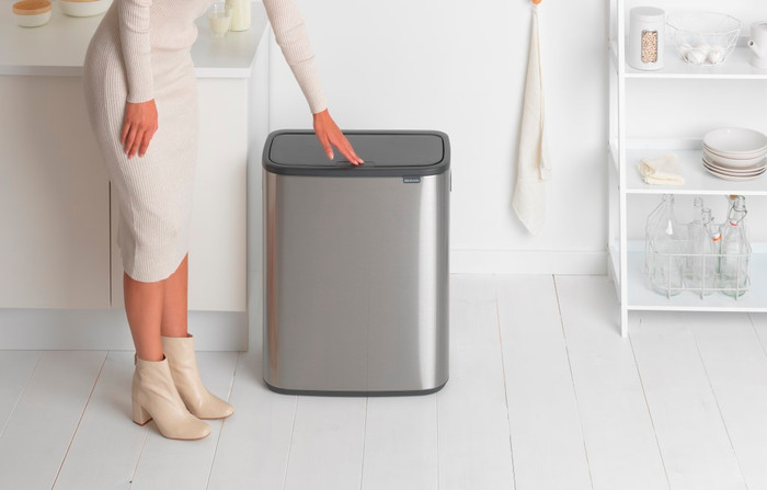 Brabantia Bo Touch Bin 2 x 30 Liter Rvs Fingerprint Proof + Vuilniszakken (120 stuks) product in gebruik
