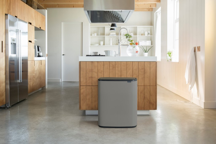 Brabantia Bo Touch Bin 2 x 30 Litres Mineral Concrete Grey produit à l'usage