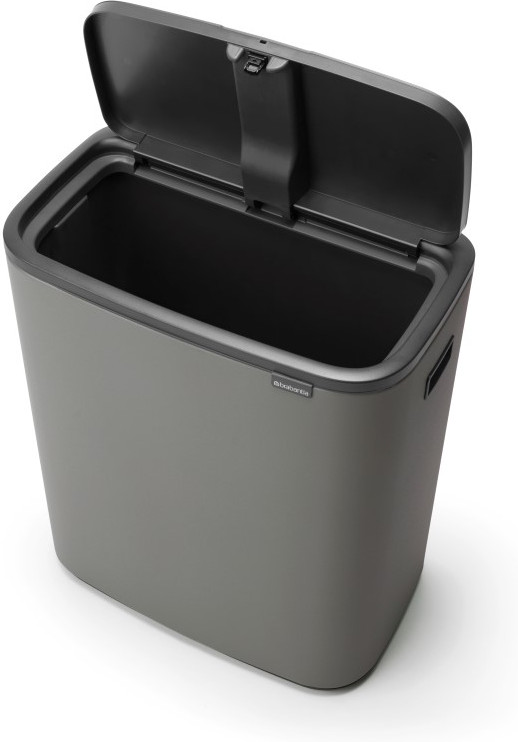 Brabantia Bo Touch Bin 60L Mineral Concrete Gray detail