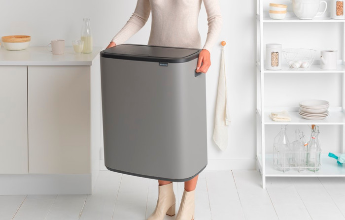 Brabantia Bo Touch Bin 2 x 30 Litres Mineral Concrete Grey produit à l'usage