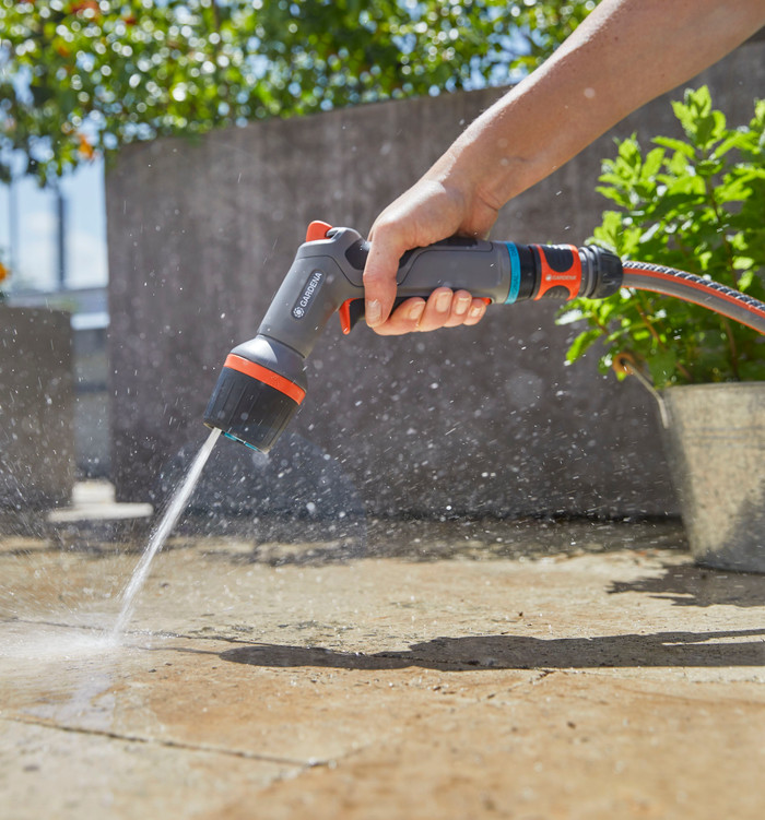 Gardena Comfort Spuitpistool EcoPulse product in gebruik