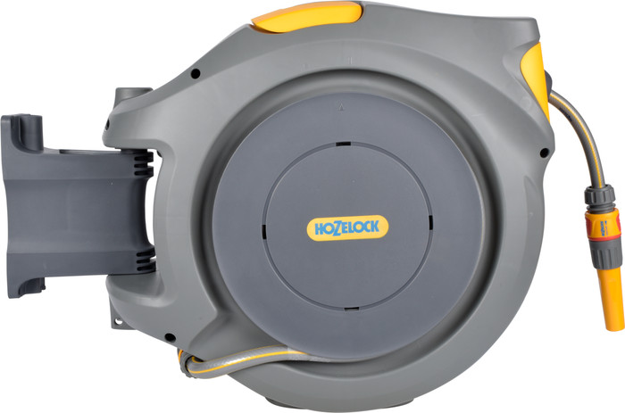 Hozelock Auto Reel 40m + Hozelock Multi Spray Ultramax right side