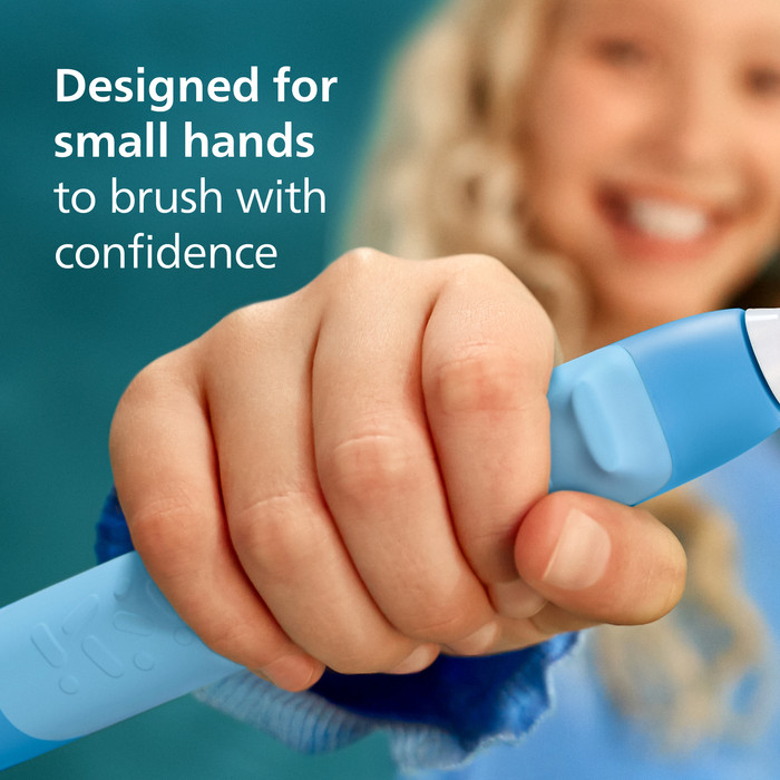 Philips Sonicare For Kids 3+ Smart HX6600/42 Blauw product in gebruik