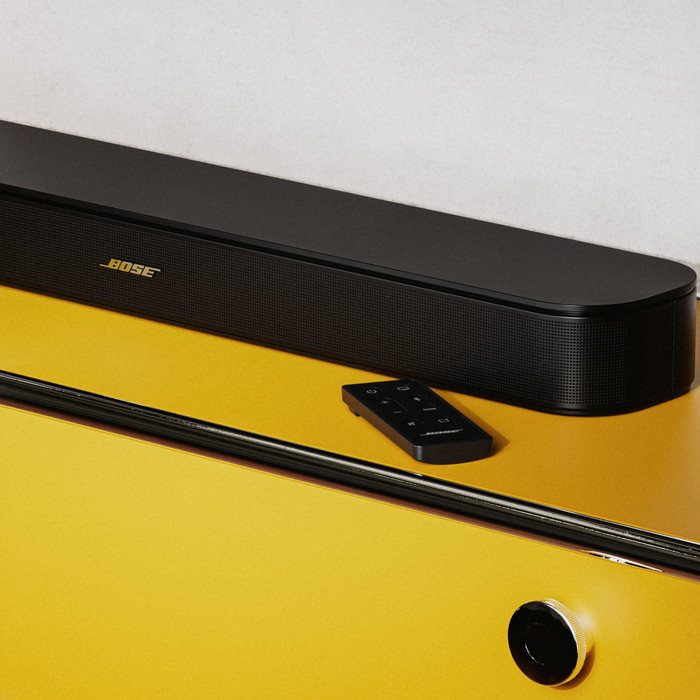 Bose TV Speaker (2nd Gen) product in gebruik