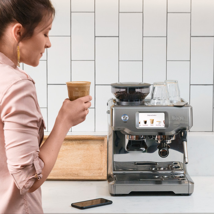 Sage the Barista Touch Stainless Steel product in gebruik