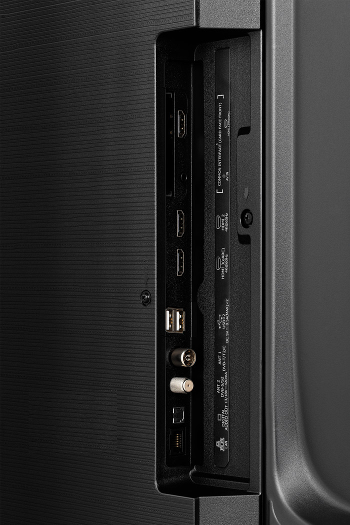 Hisense QLED 43 inches E79S (2026) detail