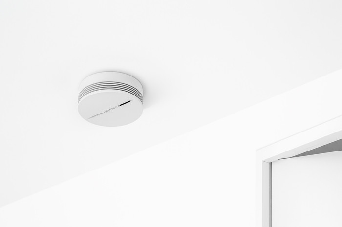 Netatmo Slimme Rookmelder (10 jaar) 5-Pack product in gebruik