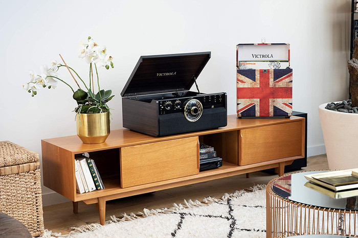 Victrola VTA-270 product in gebruik