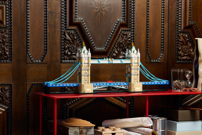 LEGO Architecture Tower Bridge 21067 detail