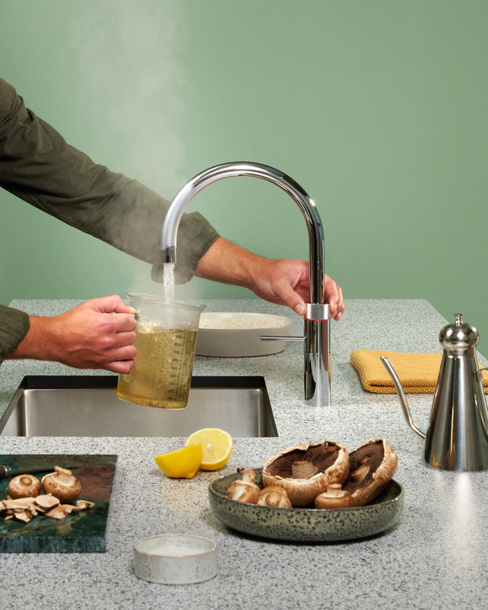 Quooker COMBI+ and Quooker Fusion Round Chrome product in use