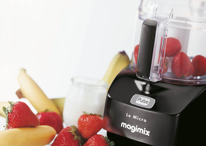 Magimix Le Micro Black product in use