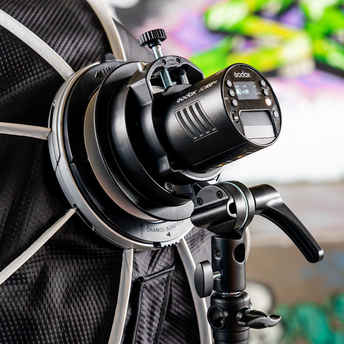 Godox S2-type Bracket Bowens product in use