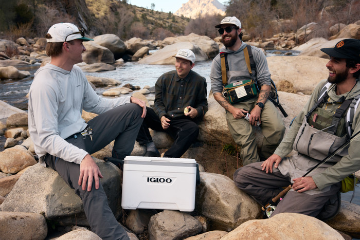 Igloo Marine 25 Qt product in use