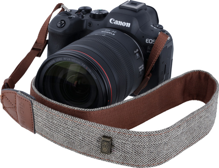 Rollei Camera Strap Bruin product in gebruik