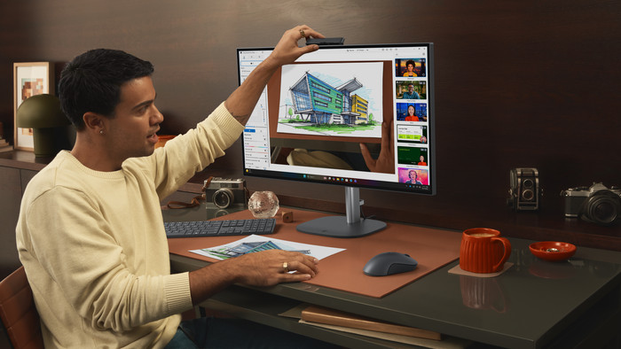 HP OmniStudio X Next Gen AI PC 27-cx0971nd QWERTY product in gebruik
