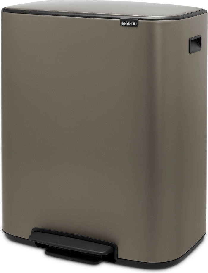Brabantia Bo Pedal Bin 60 Liter Platinum + Vuilniszakken (120 stuks) detail