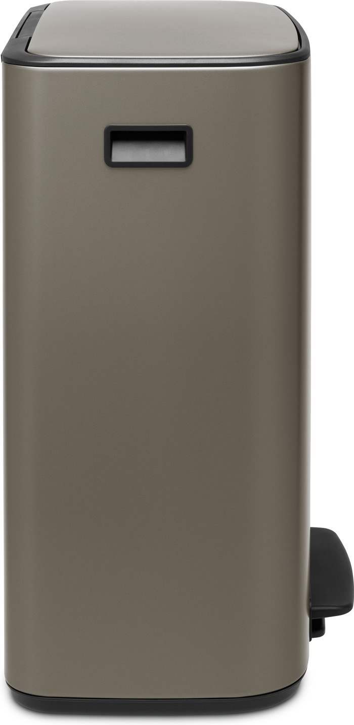 Brabantia Bo Pedal Bin 60 Liter Platinum + Vuilniszakken (120 stuks) rechterkant