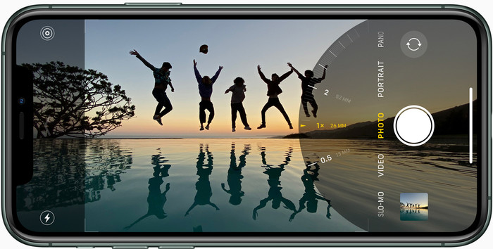 Refurbished iPhone 11 Pro 64GB Green (As good as new) product in use