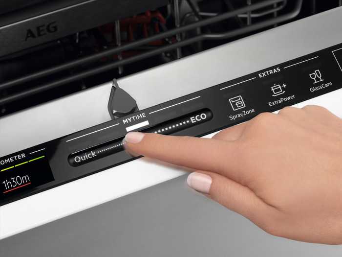 AEG FSB52617Z / Built-in / Fully integrated / Niche height 82 - 88cm null