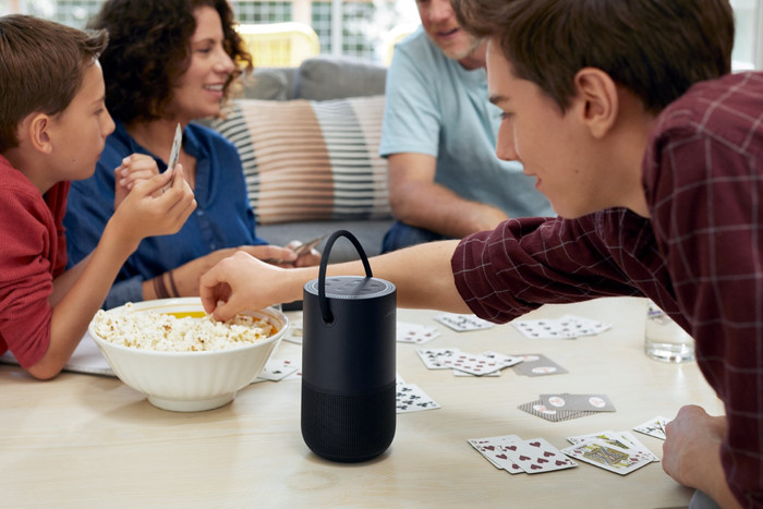 Bose Portable Home Speaker Zwart product in gebruik