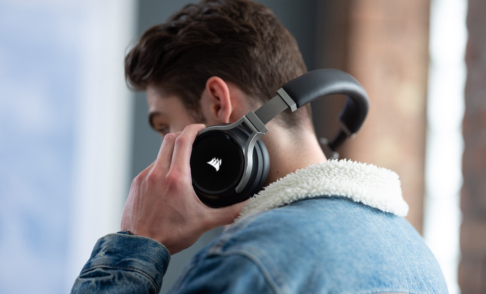 Corsair Virtuoso RGB Wireless Gaming Headset Carbon product in use