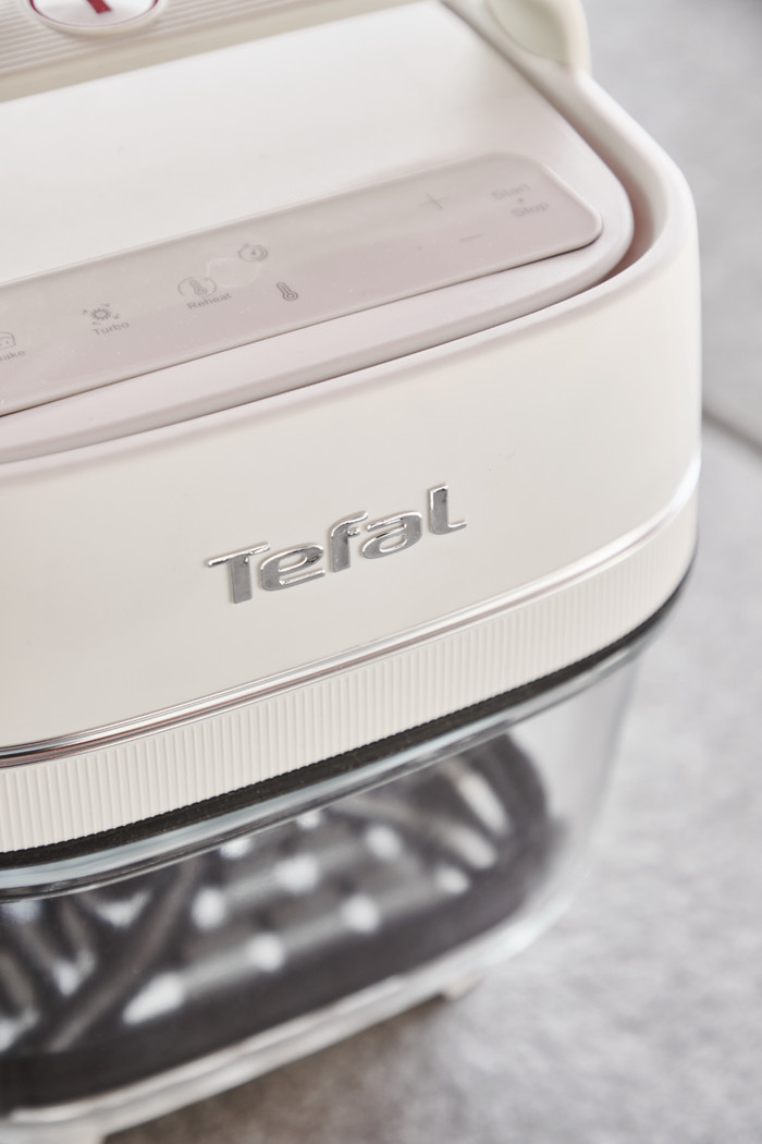 Tefal Crisp&Go FB701A detail