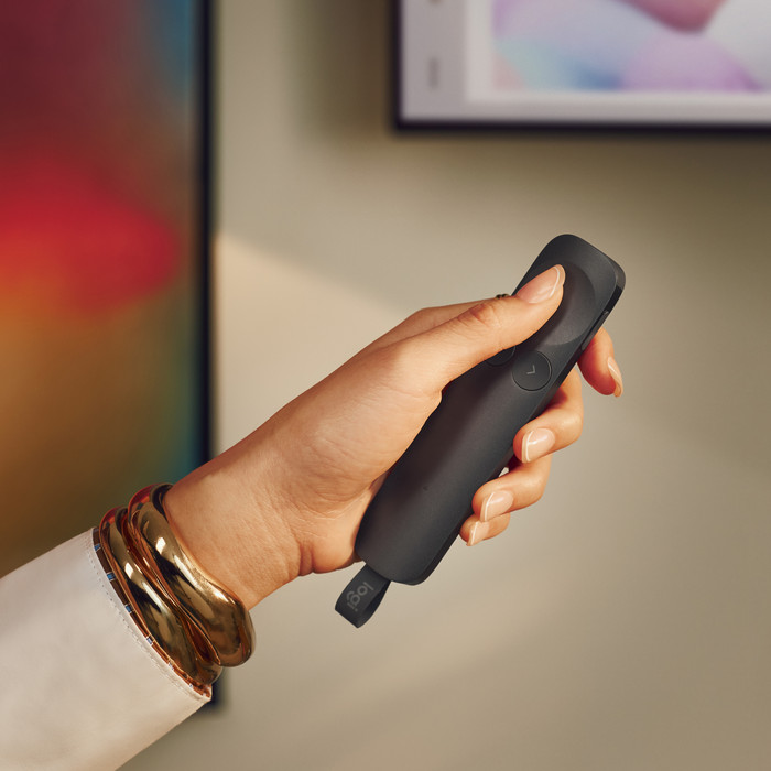 Logitech Spotlight 2 Draadloze Presenter Zand product in gebruik