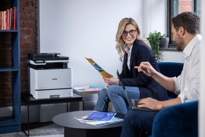 Brother MFC-L8730CDW product in gebruik