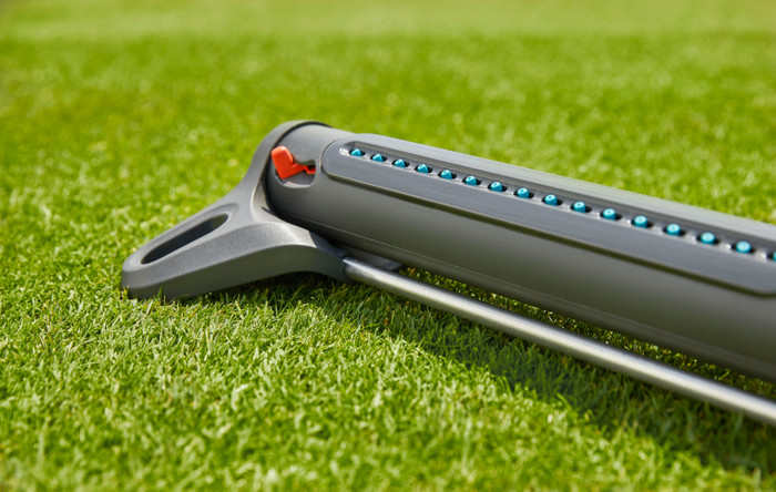 Gardena Premium SuperFLEX 50m Large Sproeierpakket product in gebruik