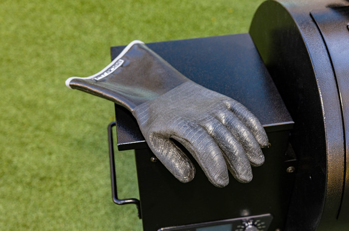 Pit Boss Heat-resistant & Water-resistant BBQ Gloves product in use