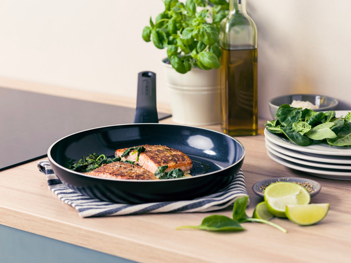 BK Infinity Open Koekenpan 28 cm product in gebruik