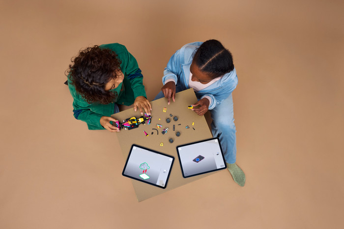 LEGO Speed Champions F1 ACADEMY racewagen 77258 product in gebruik