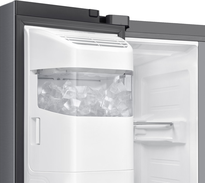 Samsung RS70F66KBTEF detail