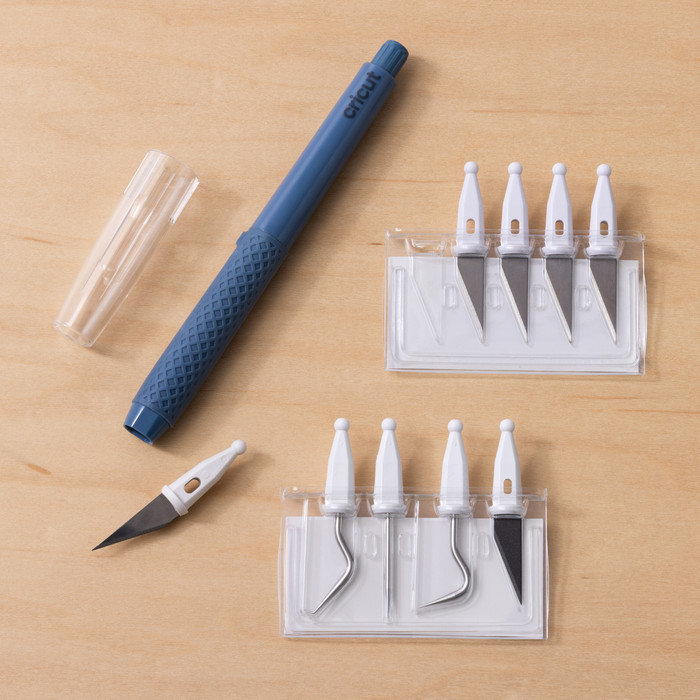 Cricut TrueControl Weeding en Knifeblade Set product in gebruik