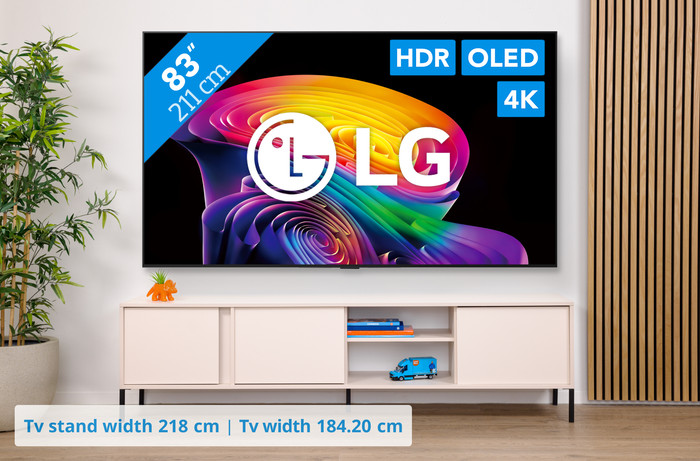 LG OLED evo 83 inches C6 (2026) visual Coolblue 1