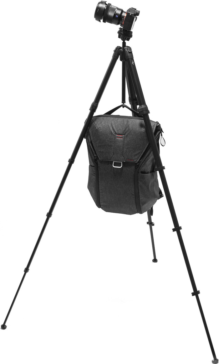 Peak Design Travel Tripod Aluminium product in gebruik