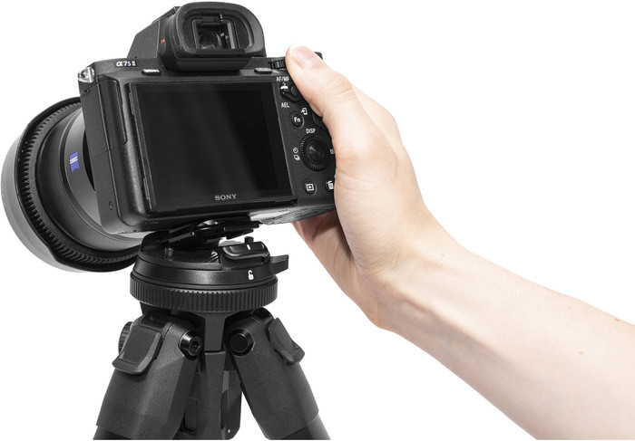 Peak Design Travel Tripod Aluminium product in gebruik