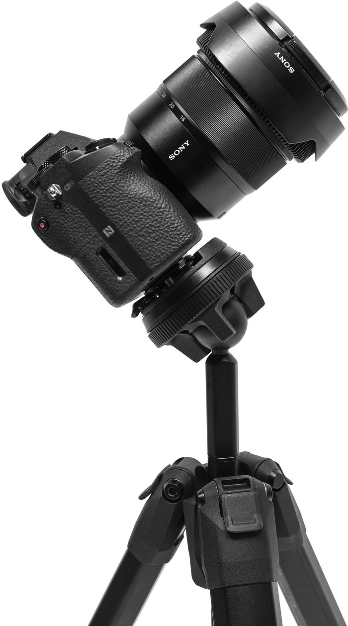 Peak Design Travel Tripod Aluminium product in gebruik