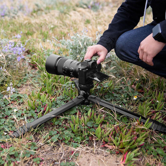 Peak Design Travel Tripod Aluminium product in gebruik