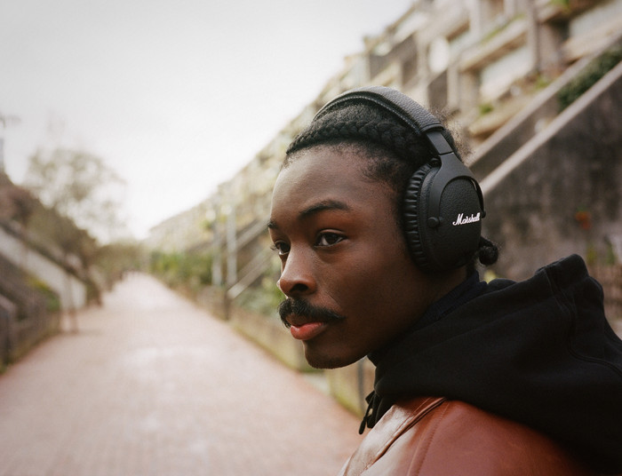 Marshall Monitor II ANC Zwart product in gebruik