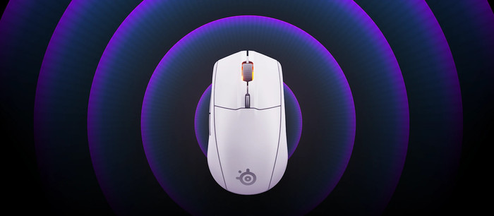 SteelSeries Rival 3 Gen 2 Gaming Mouse White product in use