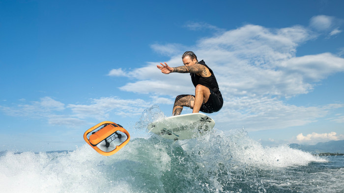 HOVERAir Aqua Basic Combo product in gebruik
