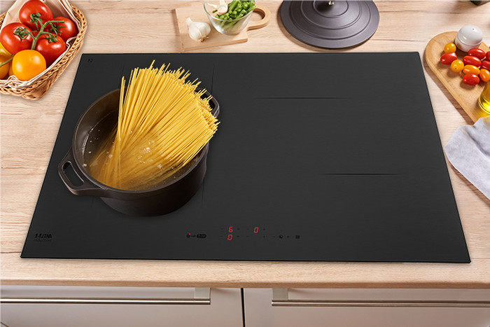 ETNA KIF680DS product in use